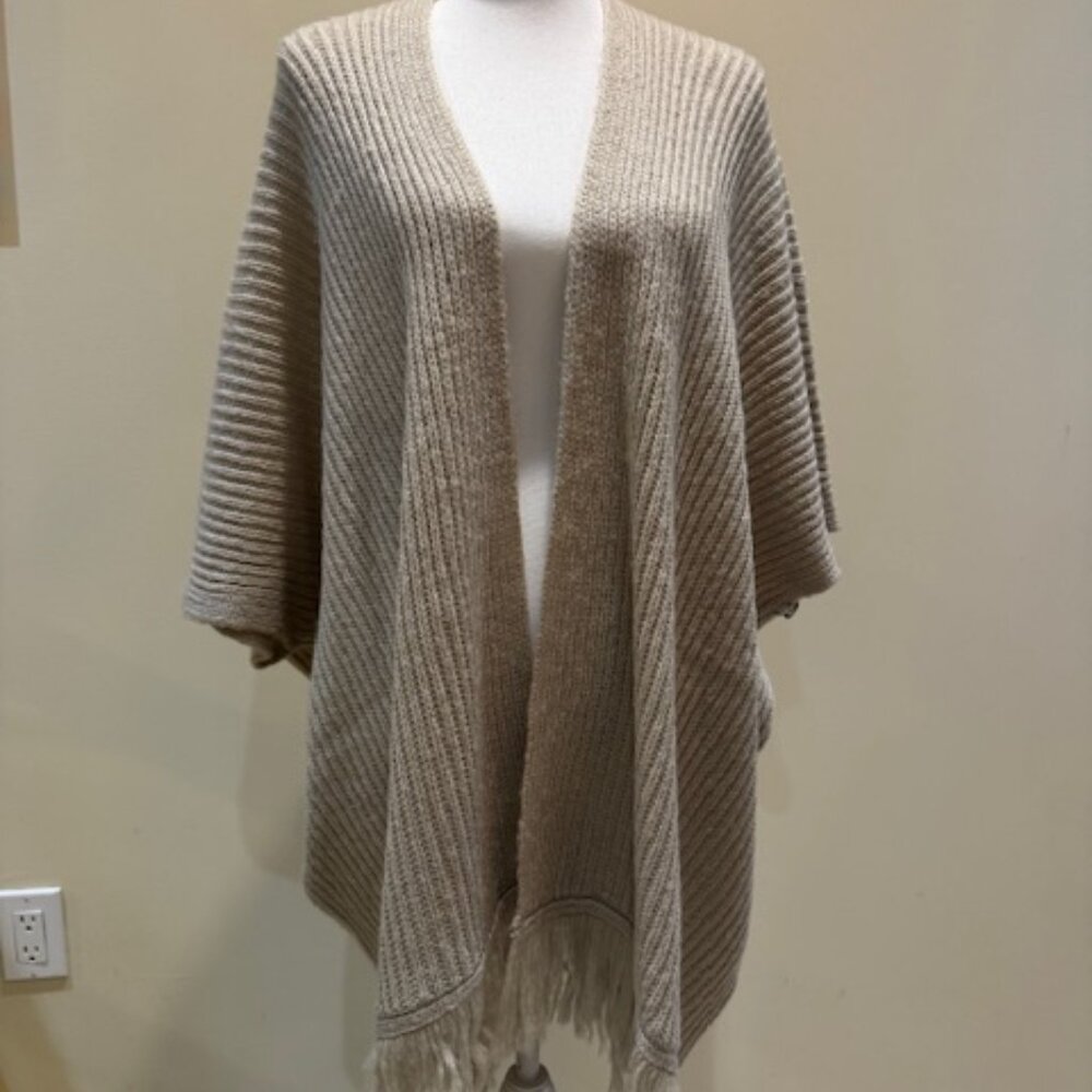 NWT Max Sport Sweater Cape OS